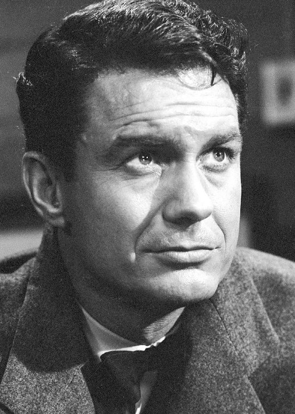 Cliff Robertson