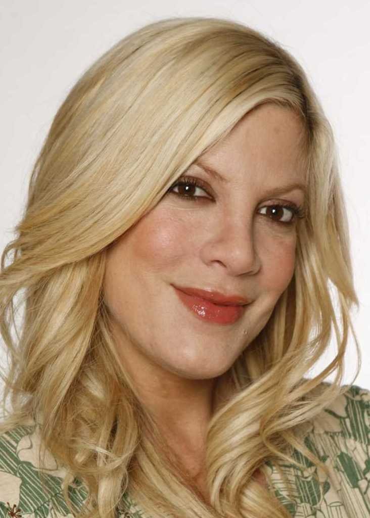 tori-spelling